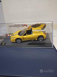 Ferrari 458 A Speciale (nuova) con teca e scheda