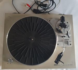 giradischi akai b21