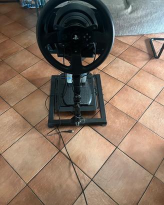 Volante Thrustmaster T 300 con postazione Standard
