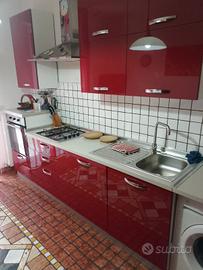 Cucina completa + Parete attrezzata