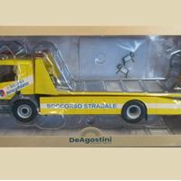 Camion d'epoca Scania P320 carro attrezzi  1:43