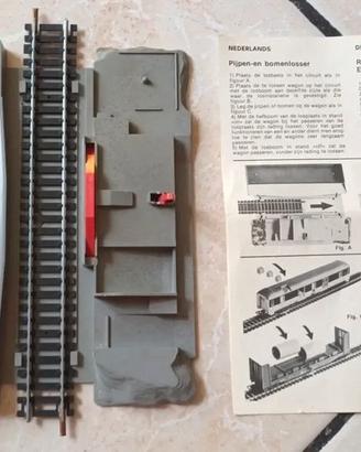 Lima 2880 Piattaforma Scarica Tubi e casse H0