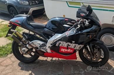 Aprilia RS 250 del 2001 con motore di riserva