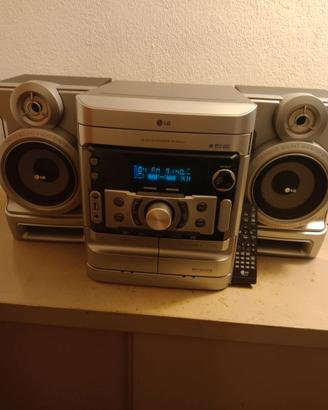 LG IMPIANTO Hi-Fi  RADIO 2 CASSETTE, 3CD, MP3 MODE
