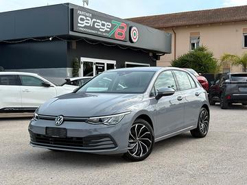 Volkswagen Golf 1.0 eTSI EVO DSG Life
