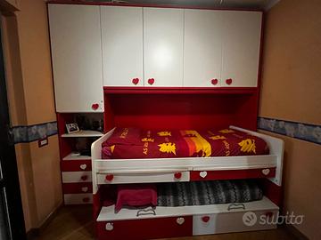 Camera ragazza Moretti Compact