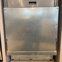 Lavastoviglie incasso Electrolux 12 coperti A++