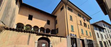 Immobile in asta di 43 m² con 2 locali a Nembro