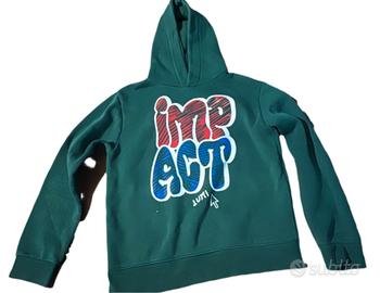 Felpa verde con cappuccio 