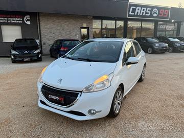 Peugeot 208 1.2 VTi 82 CV 5 porte Allure
