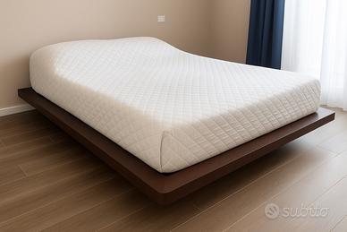 Letto mattimoniale con 2 comodini