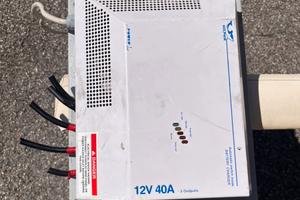 Carica batterie automatico 40 watt 3 uscite