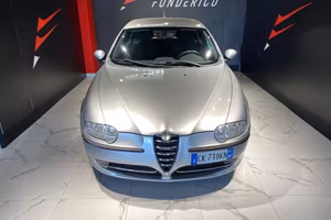 ALFA ROMEO 147 1.9 JTD 115CV 5p. Distinctive