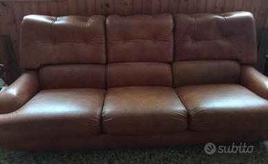 divano tre posti pelle 
