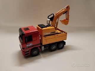 Camion con escavatore marca Bruder