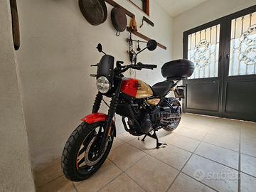 Royal Enfield  Guerrilla 450 Gold dip