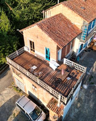 Casa indipendente con GIARDINO