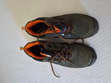 scarpa antinfortunistica numero 40