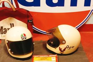 Coppia di caschi AGV Agostini