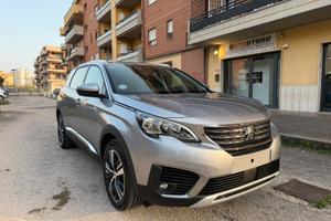 PEUGEOT 5008 allure 7 posti AUTOMATICO