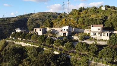 PORZIONE DI QUADRIFAMILIARE A DIAMANTE