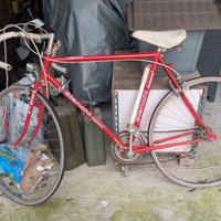 bicicletta da corsa bianchi