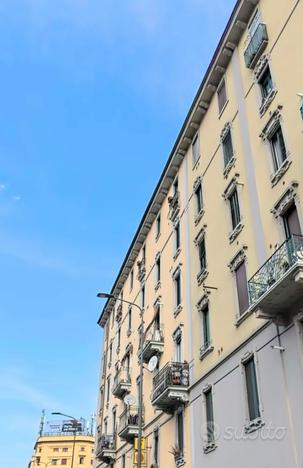 Milano VIALE PUGLIE-Bilocale con balcone