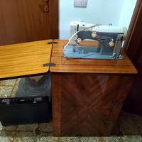 macchina da cucire Necchi funzionante 