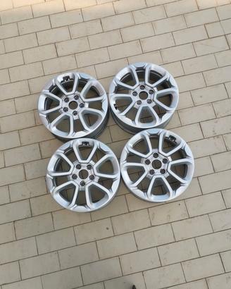 CERCHI IN LEGA ORIGINALI PER FIAT 5OOX R.16”