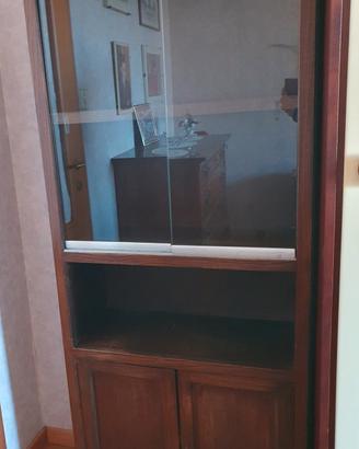 Libreria - Vetrinetta in legno con ante in vetro