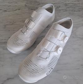 scarpe ciclismo  Fizik Vega carbon n.44
