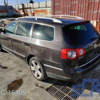 VW PASSAT VARIANT 3C5 2.0 TDI 16V 140CV -Ricambi