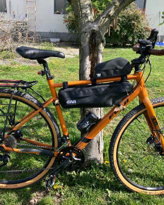 Gravel da viaggio fuji Jari 2.3