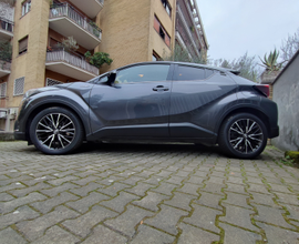 Toyota chr lounge Hybrid