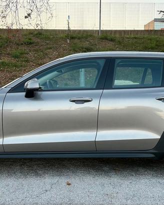 Volvo V60 Cross Country D4 AWD Geartronic Business