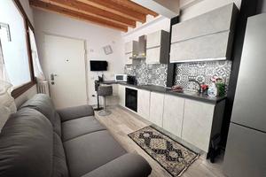 Appartamento di 48 m² con 2 locali e posto auto a 