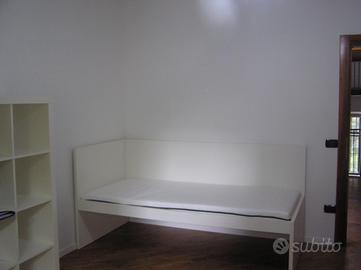 Stanza singola o doppia solo studenti