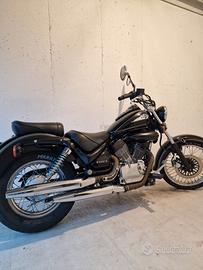moto Suzuki intrudar 250cc