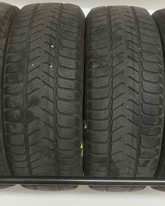 PIRELLI  INVERNALI 215/55 r18 95h (prezzo totale)