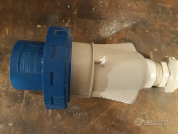 Magnetotermico relè presa spina salvamotore