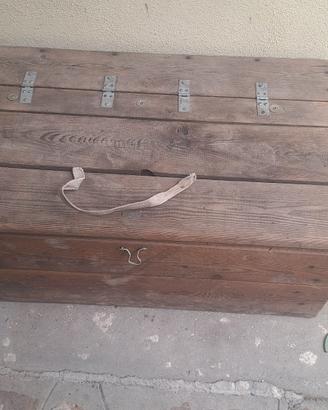 baule in  legno