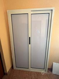Porta in alluminio