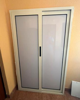 Porta in alluminio