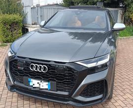 AUDI RS Q8 TFSI V8 quattro tiptronic