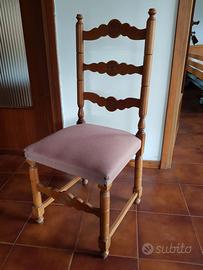 COPPIA DI SEDIE CLASSICHE IN  LEGNO