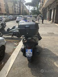 Scooter joymaxz 300 sym
