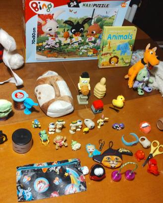 Lotto di giochi e accessori per bambini