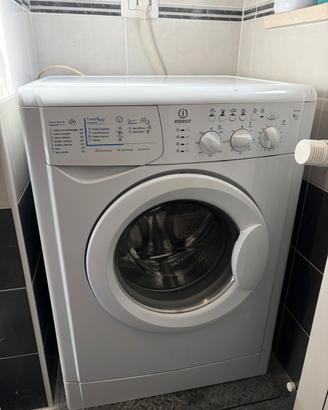 Lavatrice Indesit – perfettamente funzionante