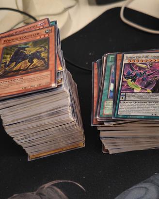 Lotto di circa 350 carte Yu-Gi-Oh! da vari set