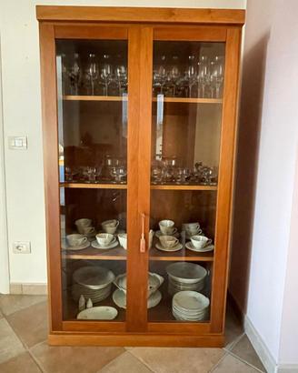 Vetrinetta in noce